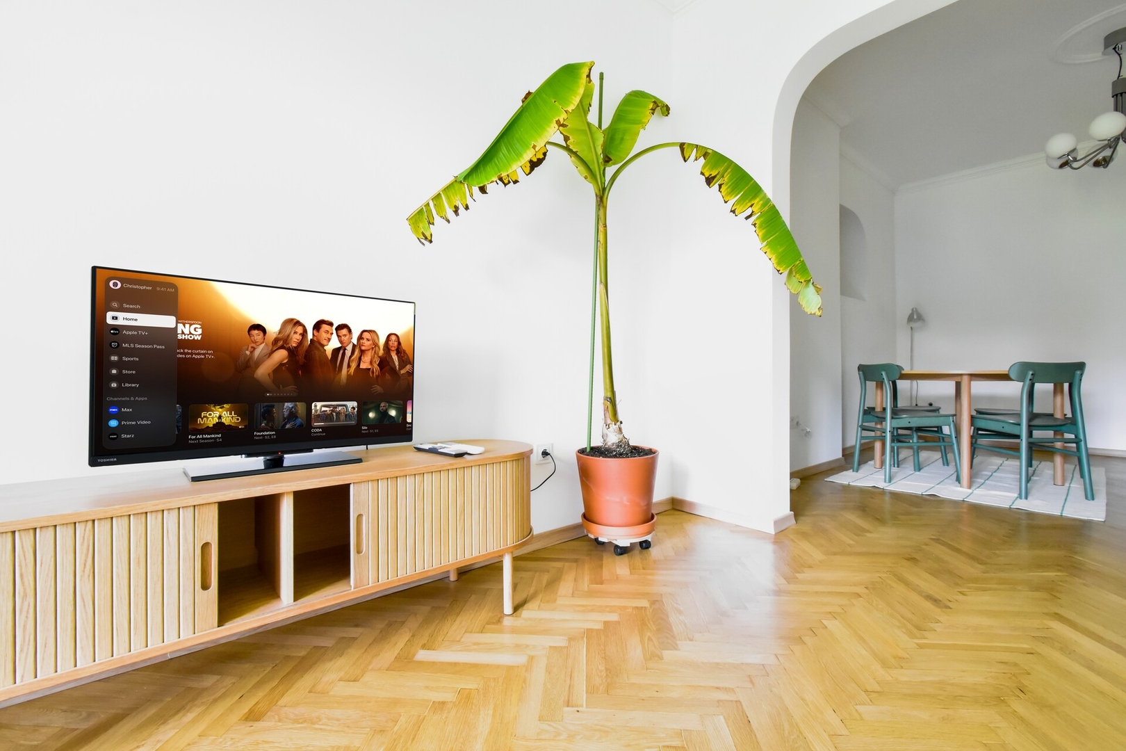 Scandinavian Charm - Central 1BD with Desk 7 Flat Manager Booking