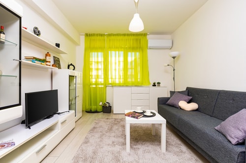 Radiant Retreat: Bright 1BD Haven in Plovdiv 0 Flat Manager Booking