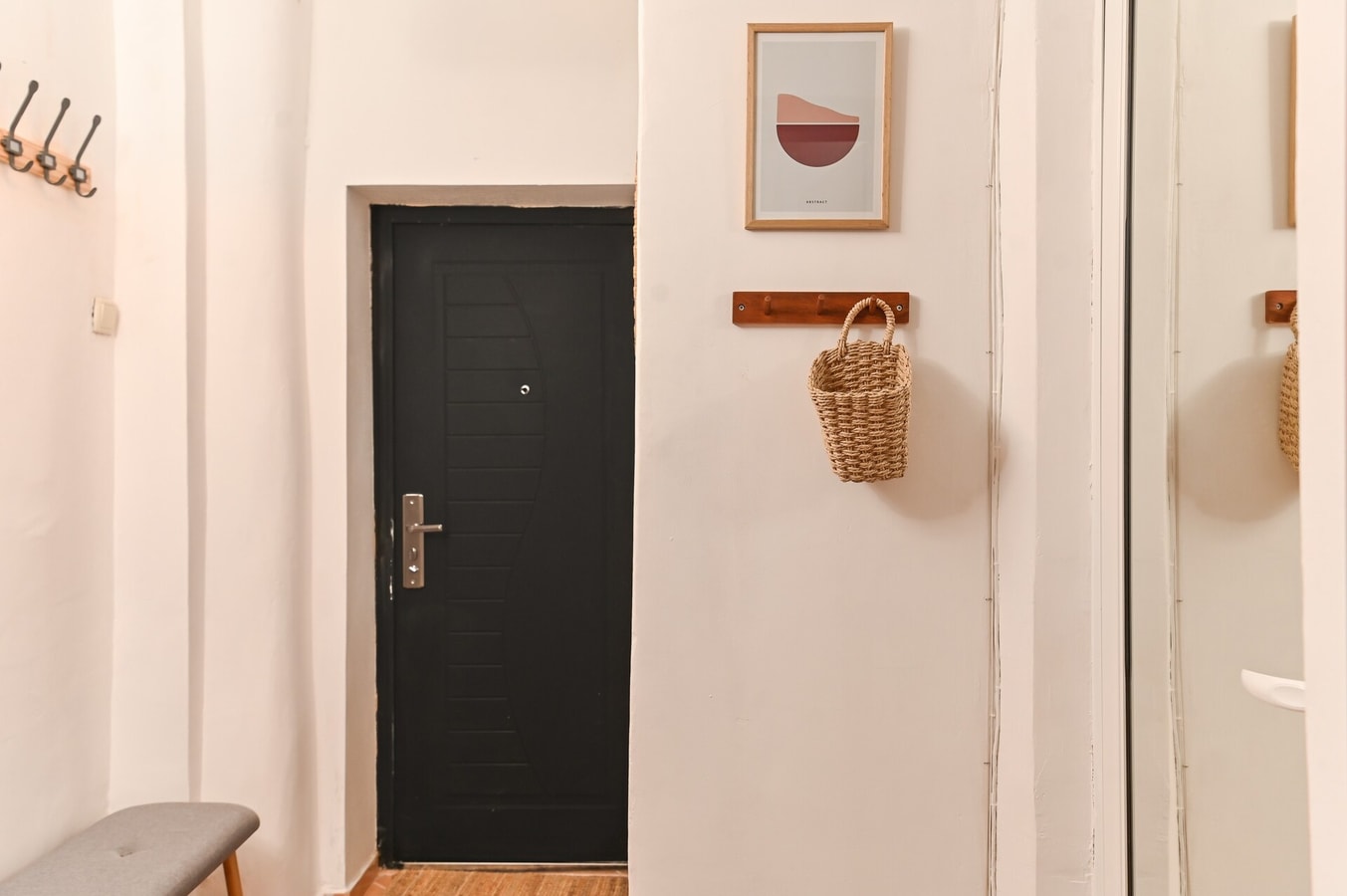 Cosy&Art 1BD Apartment next to Slaveykov Square 30 Flat Manager Booking