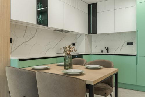 Modern Apartment in Top Center | Steps from Beach 6 Flat Manager Booking