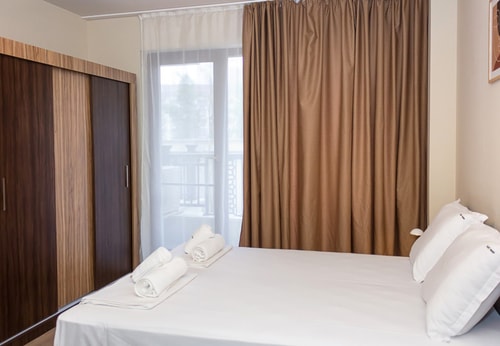Studio in Argisht Partez Complex, Golden Sands 2 Flat Manager Booking