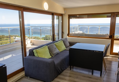 Spacious 3BD Flat with Large Terrace & Sea View 2 Flat Manager Booking