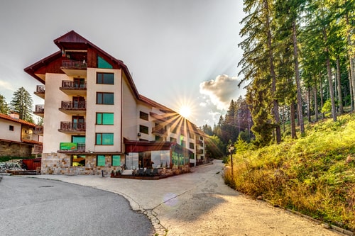 Cozy and Stylish Studio in Forest Glade 4 Flat Manager Booking