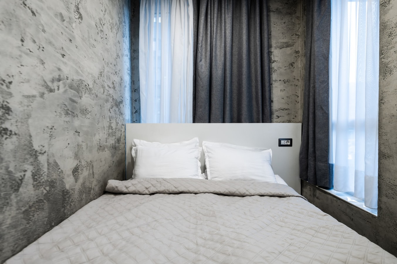 Luxury Studio Silver 3 Flat Manager Booking