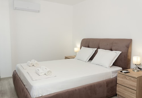 Modern Haven in Varna : Retreat with Chic Ambiance 2 Flat Manager Booking