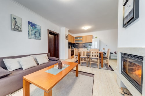 *By the Fireplace* Cozy 2BD Flat with a nice view 16 Flat Manager Booking