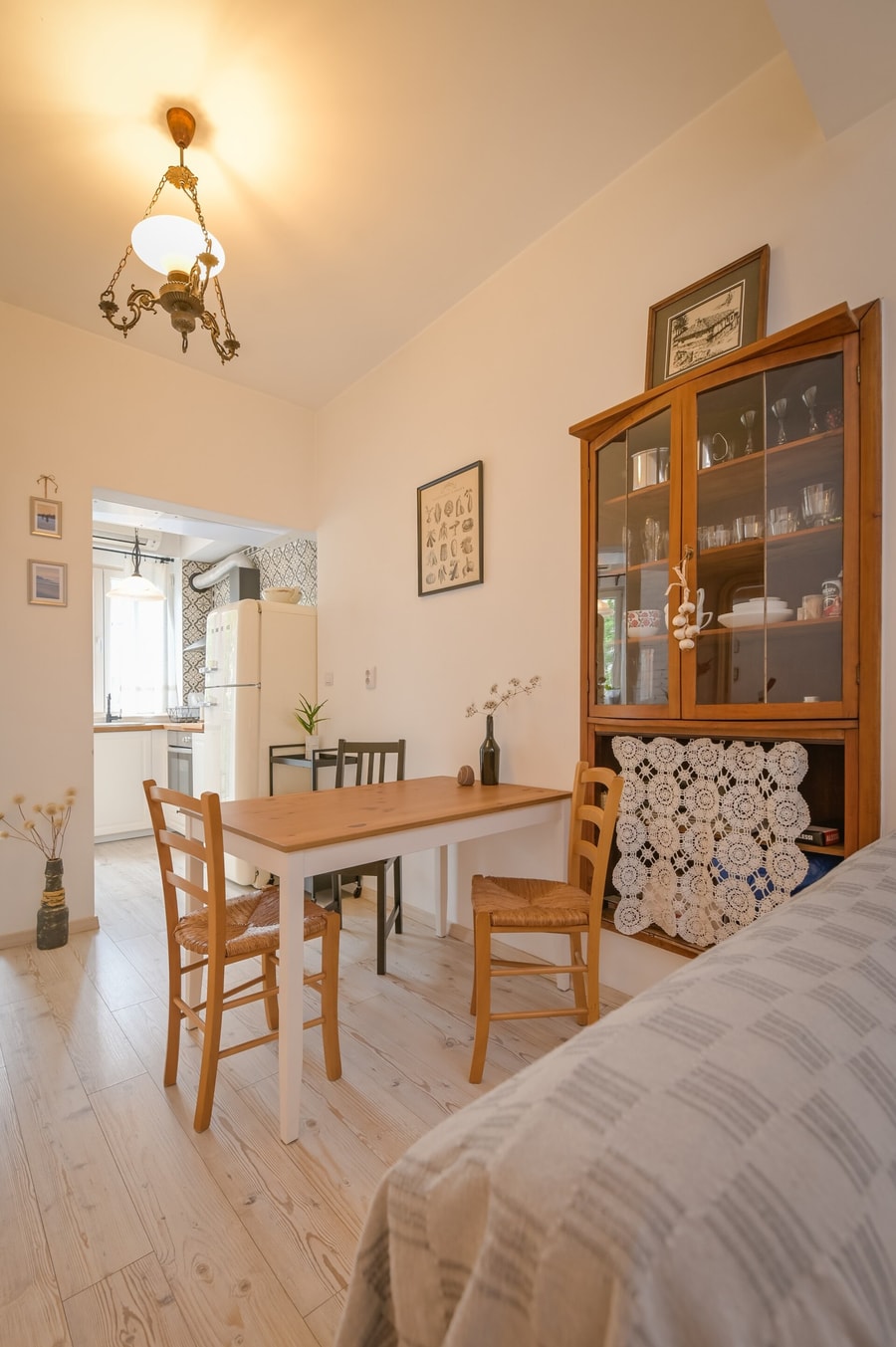 The Simple Place ~ Close to Slaveykov Square 5 Flat Manager Booking