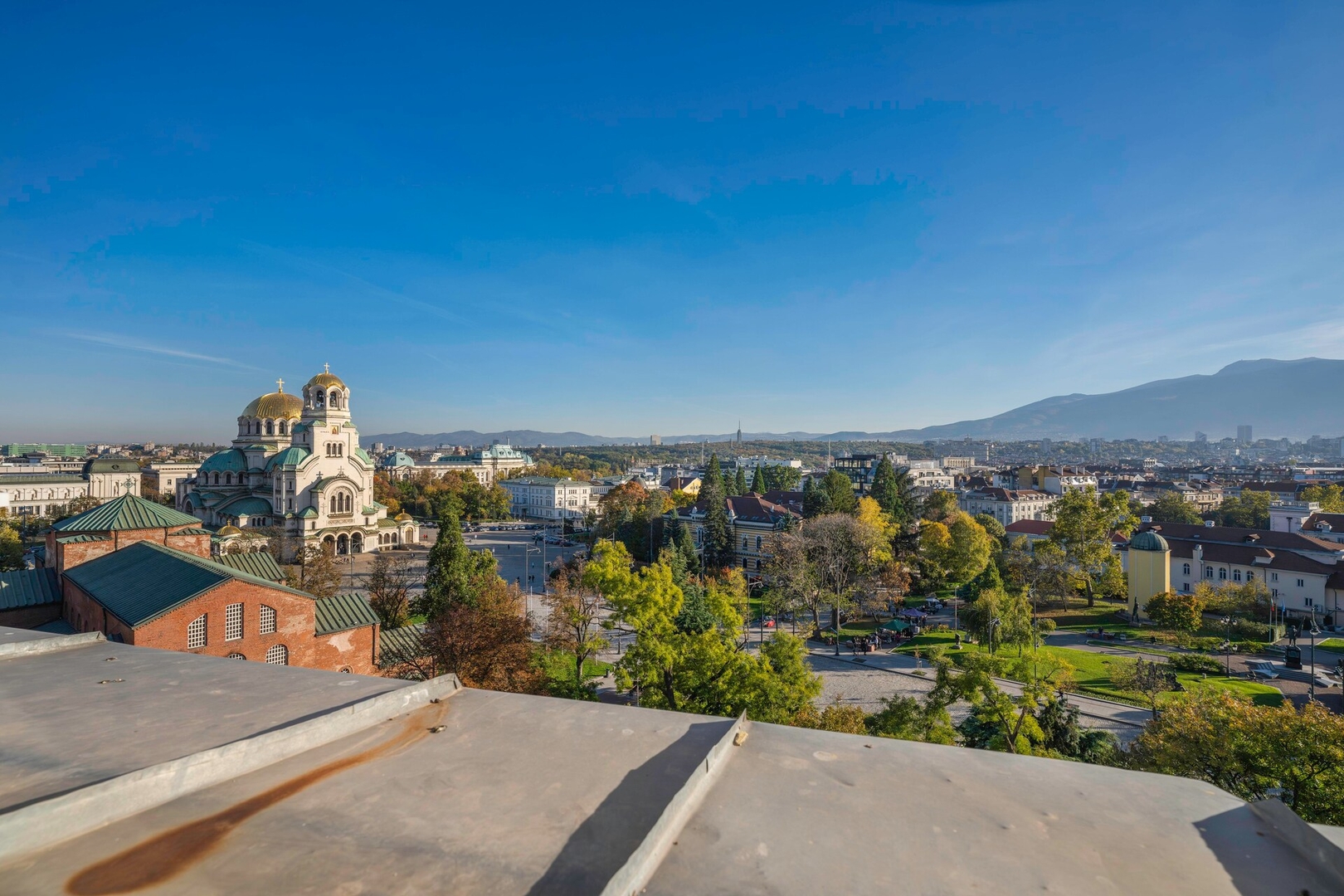 Best View in Top Center | Cozy 1-Bedroom Flat 4 Flat Manager Booking