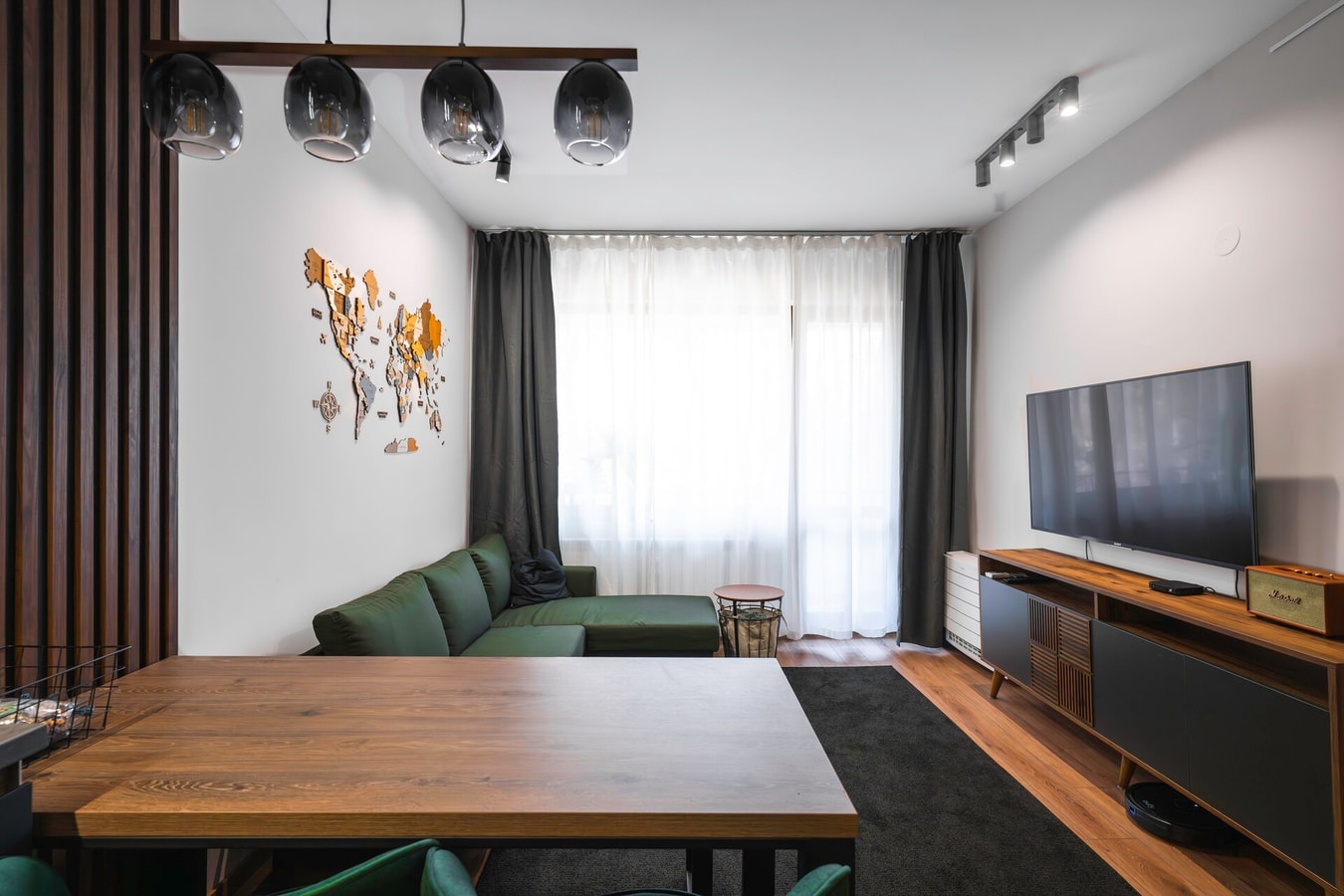 Lux Flat next to Park with working space 9 Flat Manager Booking