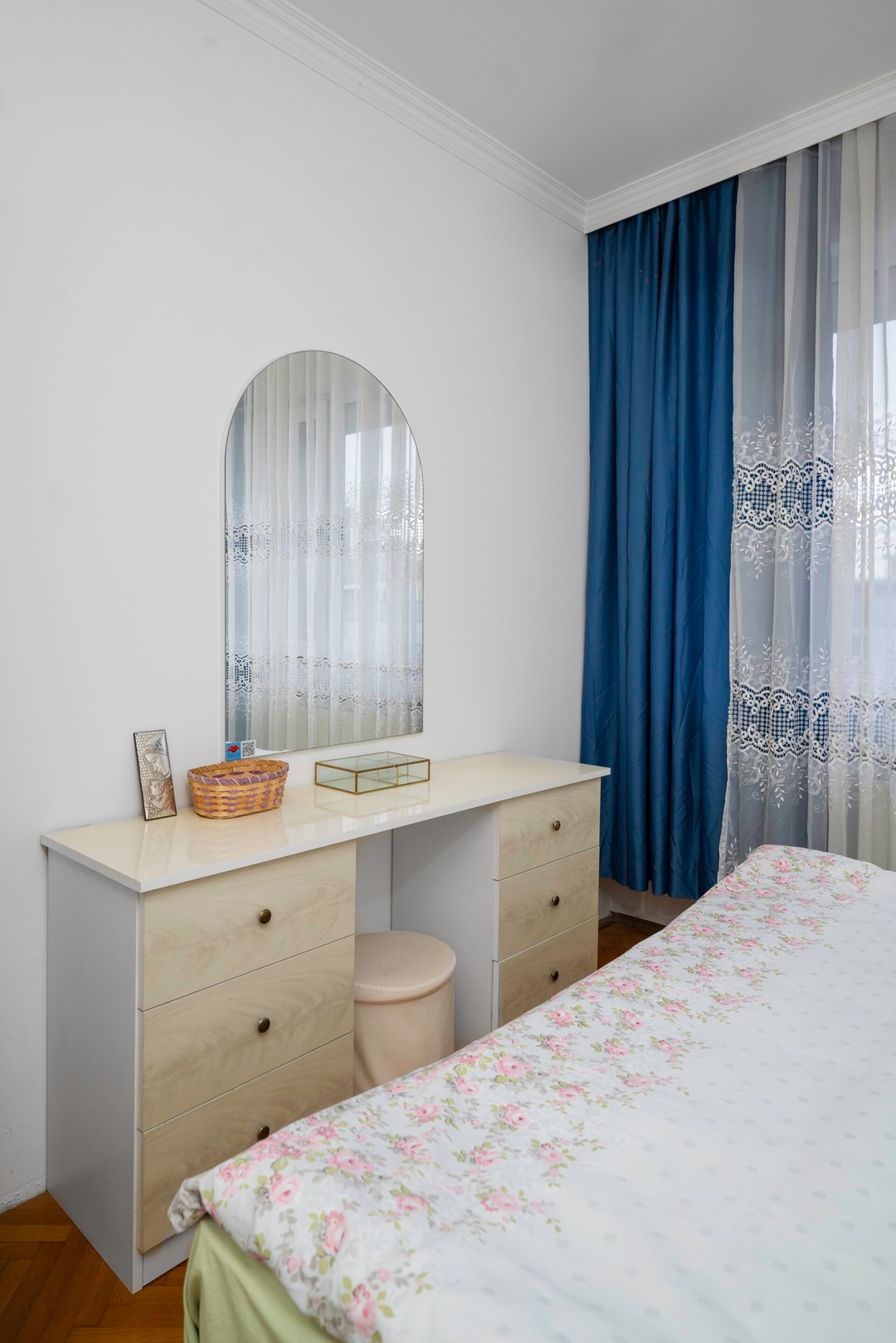 Cozy 2BD Apartment close to South Park 14 Flat Manager Booking
