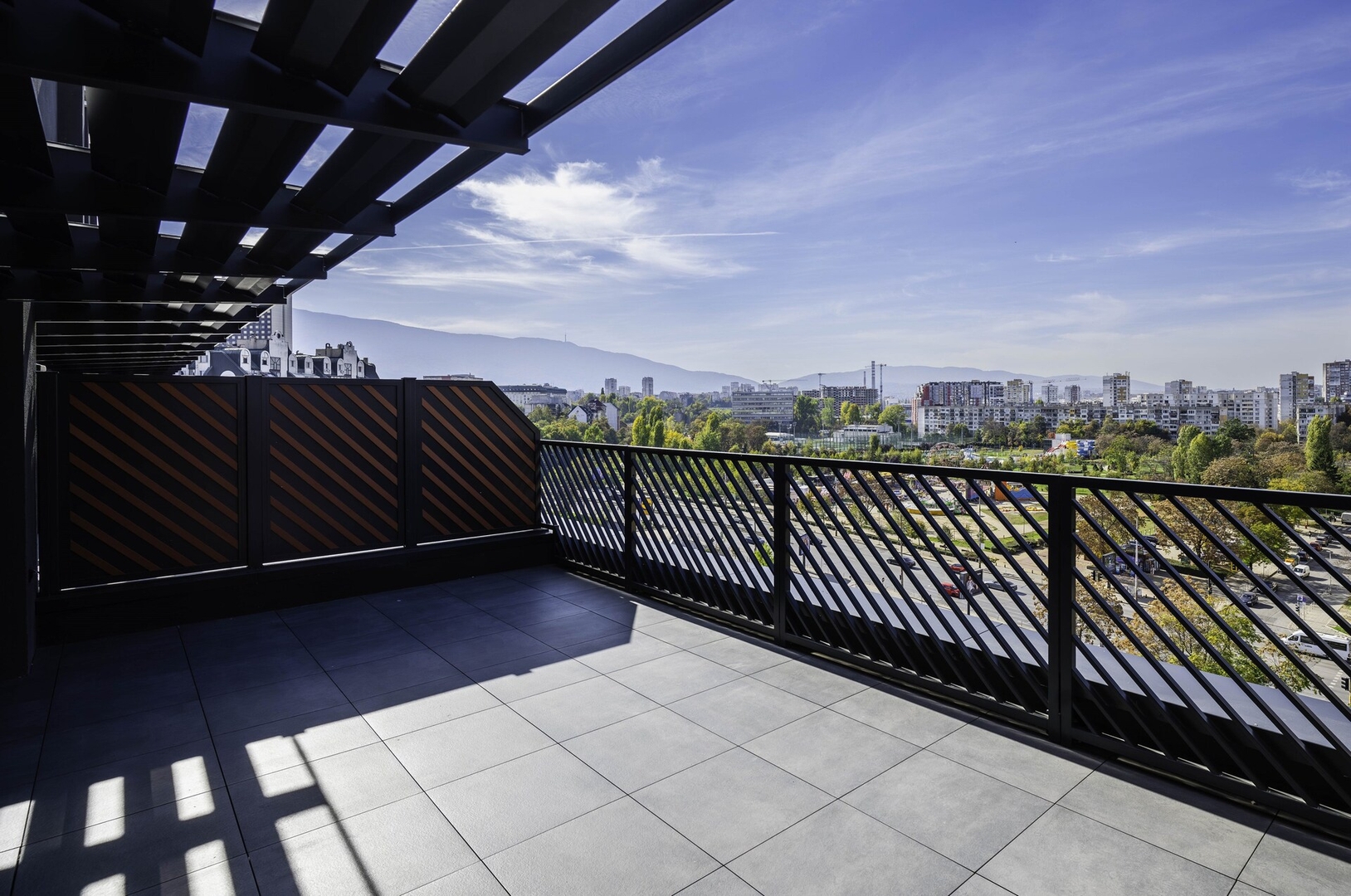 Aviva Living - 1BD Apartment 3 Flat Manager Booking