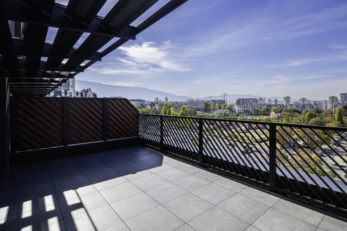 Aviva Living - 1BD Apartment 3 Flat Manager Booking