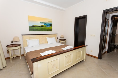 Thracian Cliffs Golf & Beach Resort - Private Home 14 Flat Manager Booking