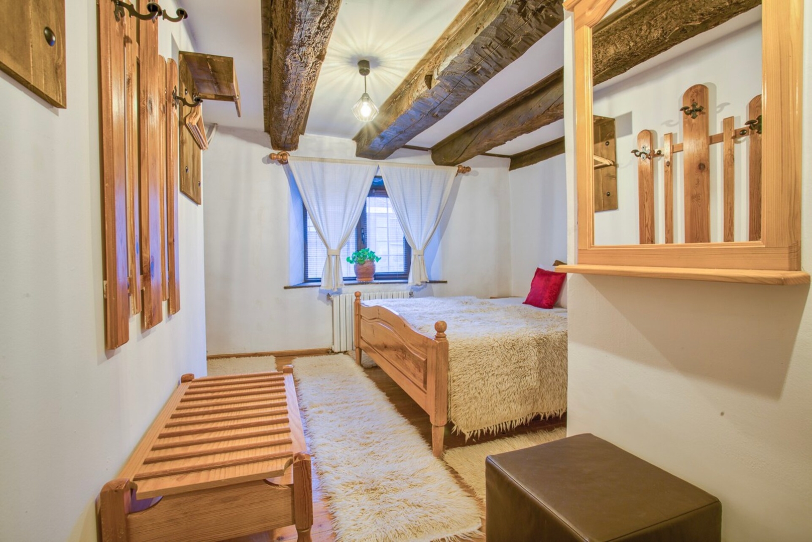 4- BDR House Monument of Culture & Architecture 18 Flat Manager Booking