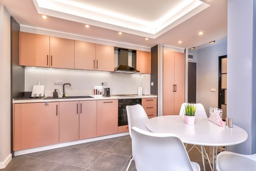 ROS? one bedroom designer apartment in city centre 10 Flat Manager Booking