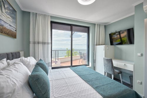3BD Beach Paradise with a Stunning View + Parking 2 Flat Manager Booking