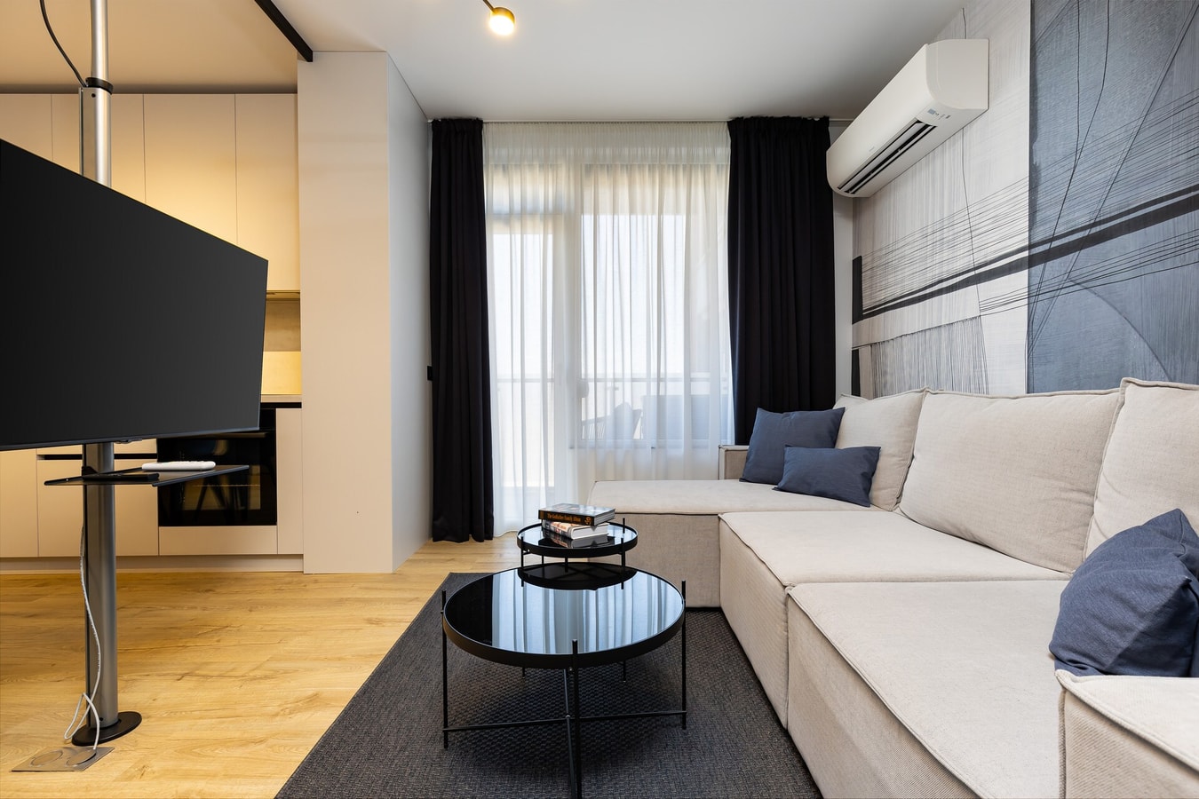 Modern 1BDR Apartment in a New Building 12 Flat Manager Booking