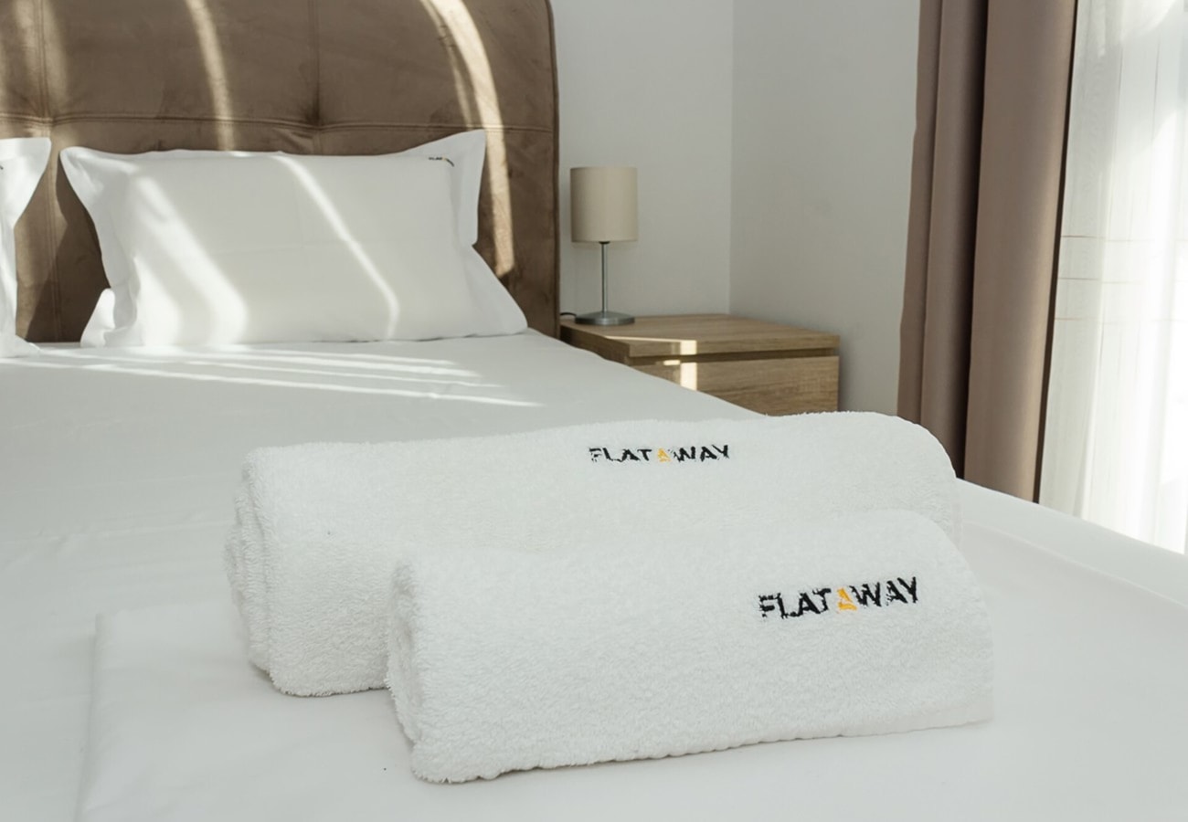 Modern Haven in Varna : Retreat with Chic Ambiance 3 Flat Manager Booking