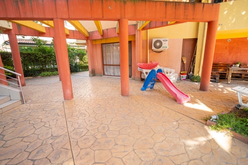 The Family Courtyard - LARGE 2BD Apartment 29 Flat Manager Booking