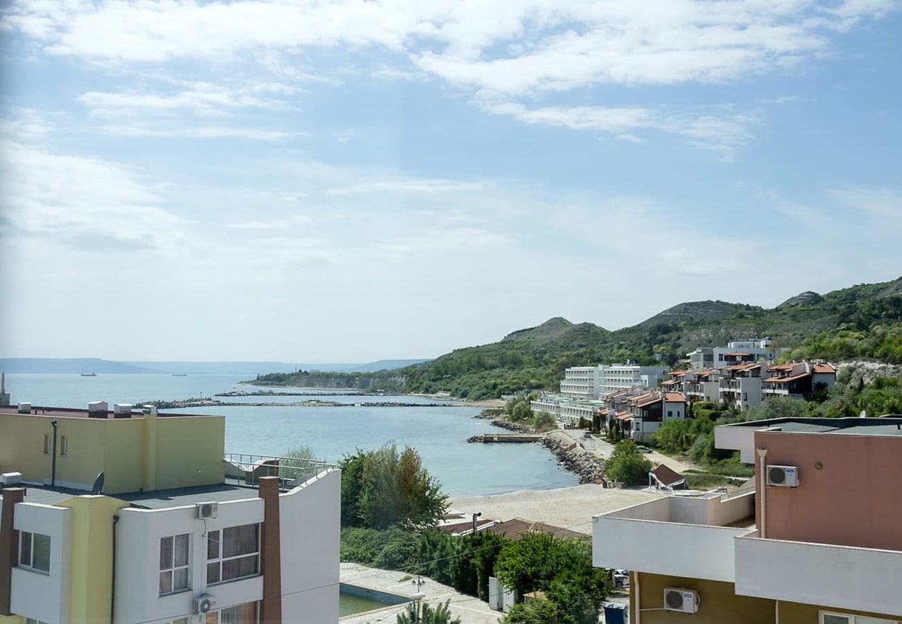 White Lagoon - Luxurious 1BD Flat near Kavarna 23 Flat Manager Booking