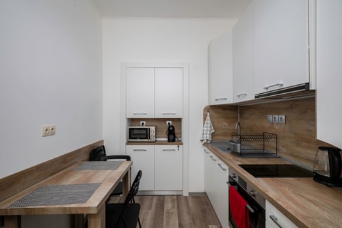 Central 1BD Next to Womens Market and Sofia's Gems 3 Flat Manager Booking