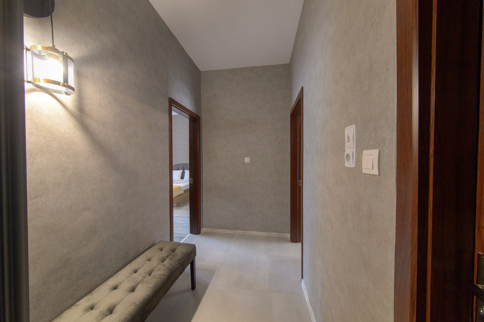 Luxury 2-bedroom apartment by Studenets Center 26 Flat Manager Booking