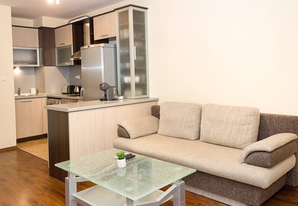 1BD Cozy Flat In Varna's Heart Flataway