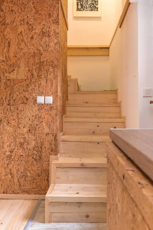 NEW Serdika Apartment | 2-BDR Artistic Maisonette 14 Flat Manager Booking