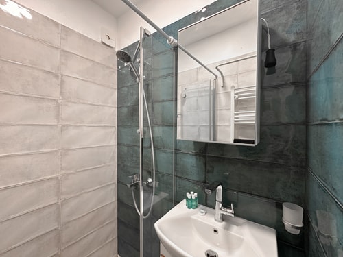 Stylish 2BR Apt Near Vitoshka with Desk & Balcony 18 Flat Manager Booking