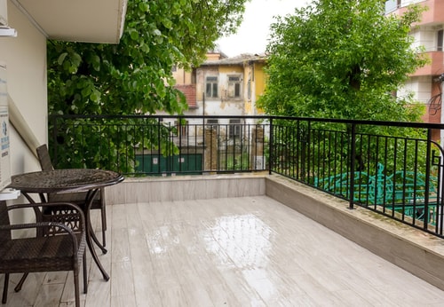 Center оf Varna: 1BD  with terrace & desk 18 Flat Manager Booking
