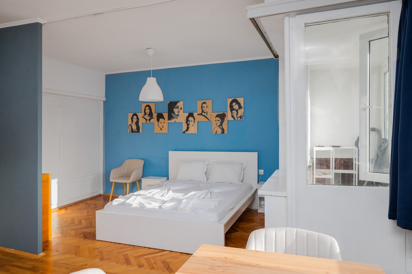 Prime Location in City Center I The Blue Art Spot 8 Flat Manager Booking