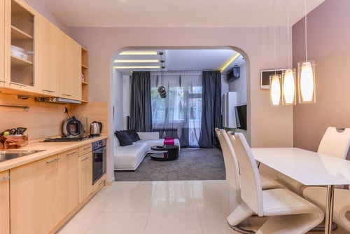 Extravaganzzo - Super Central One Bedroom Modern 1 Flat Manager Booking