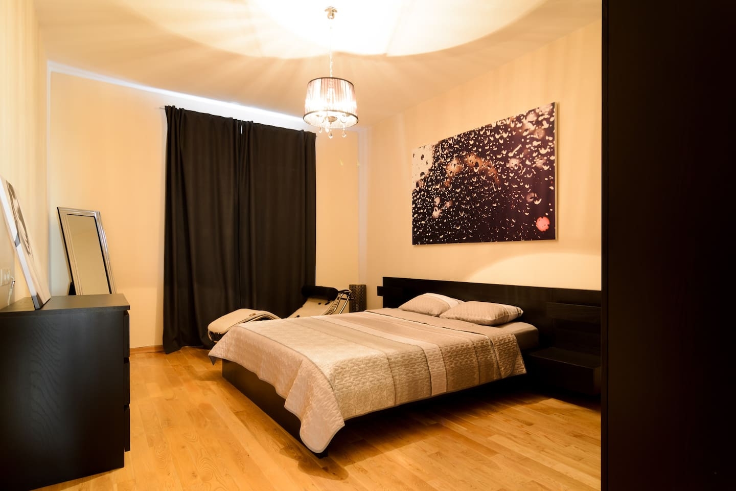 "Rise and Shine" Sofia Luxury Apartment 2 Flat Manager Booking