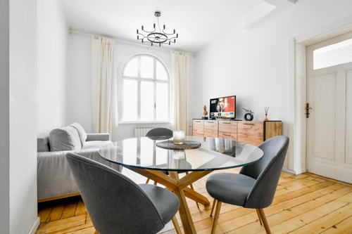Classic Charm ~ 2BD Central Apartment 4 Flat Manager Booking