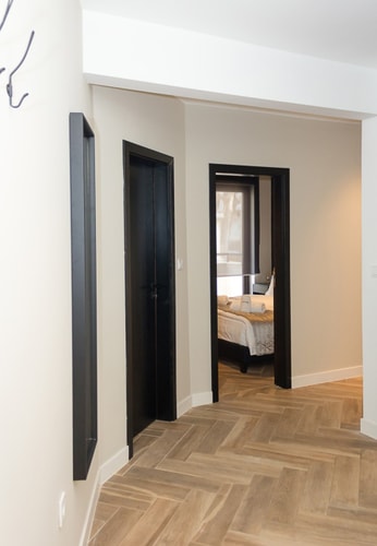 Serenity ~ 2BD Apartment with Balcony & Desk 8 Flat Manager Booking