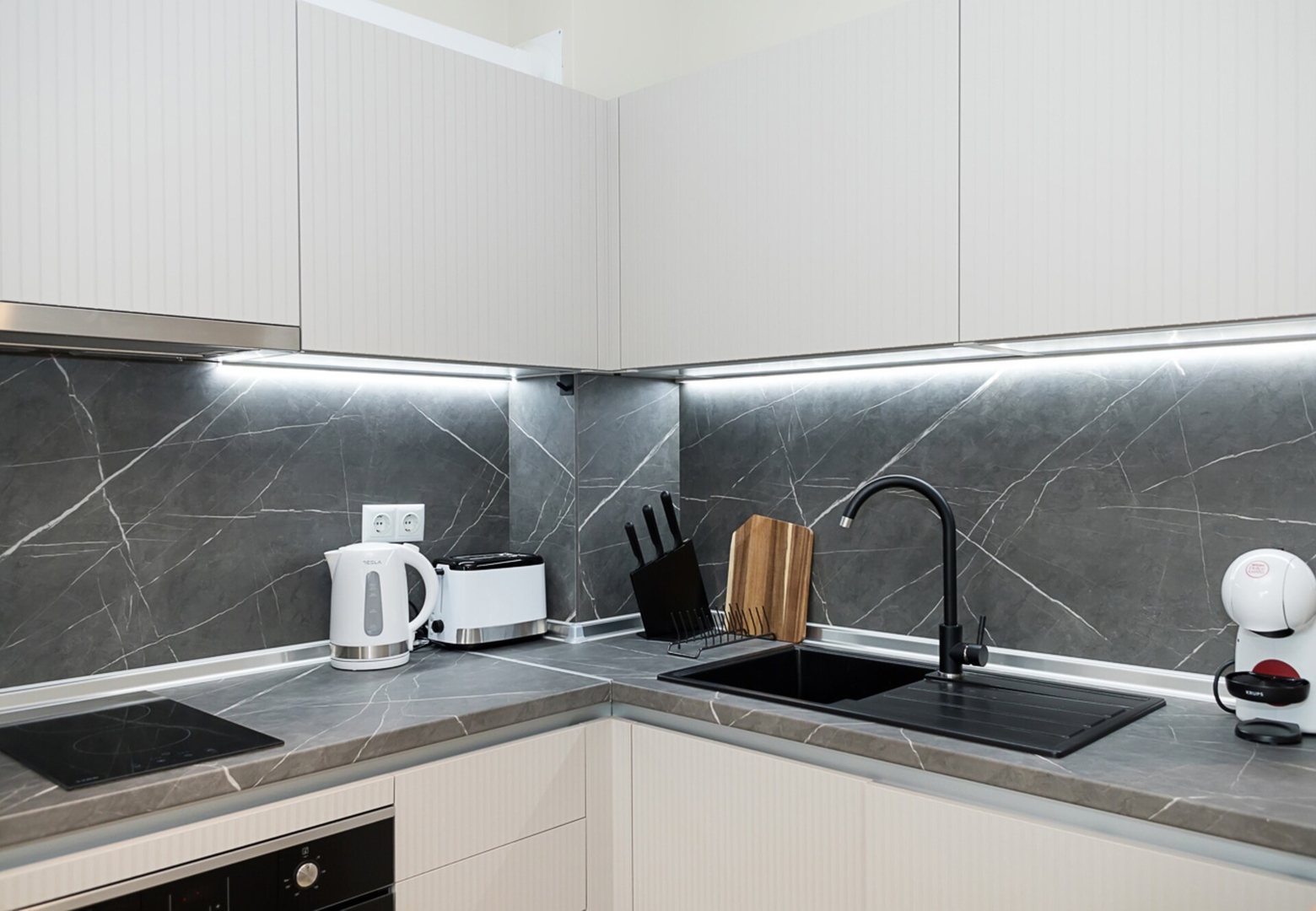 Stylish Studio with Balcony – Bella Vita, Varna 13 Flat Manager Booking