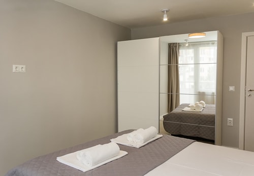 Sea Garden 1 ~ 2BD Flat with Desk & Balcony 17 Flat Manager Booking