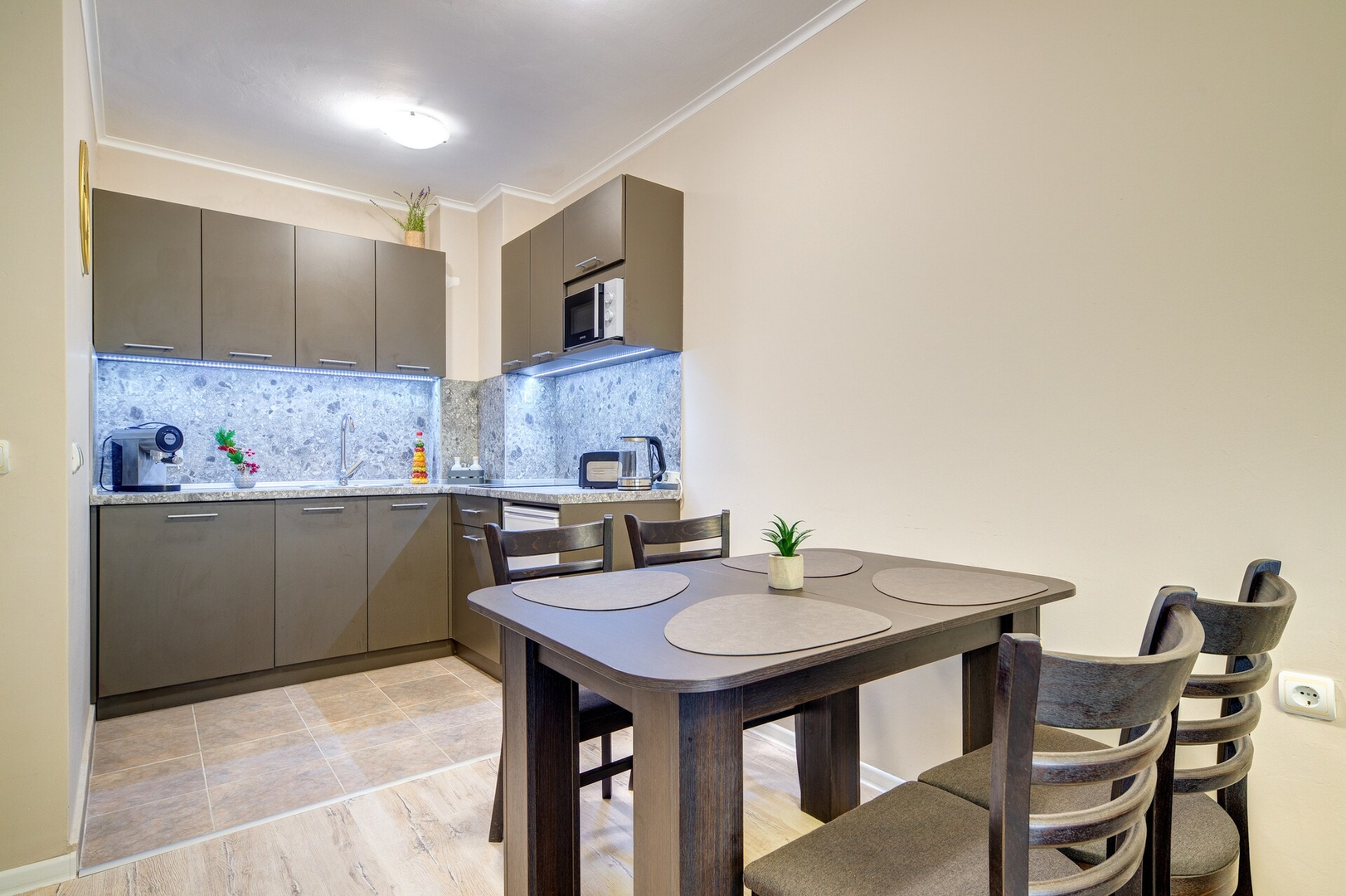 Dream View 1BD | Quick Slope Access 2 Flat Manager Booking