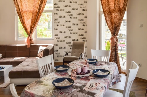 Two Bedroom Luxury Apartment in top center 7 Flat Manager Booking