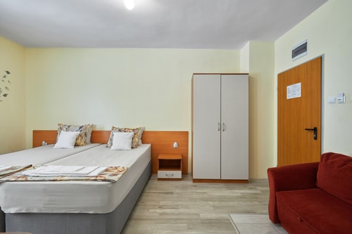 Private Studio in Hotel Paradise Pomorie 6 Flat Manager Booking
