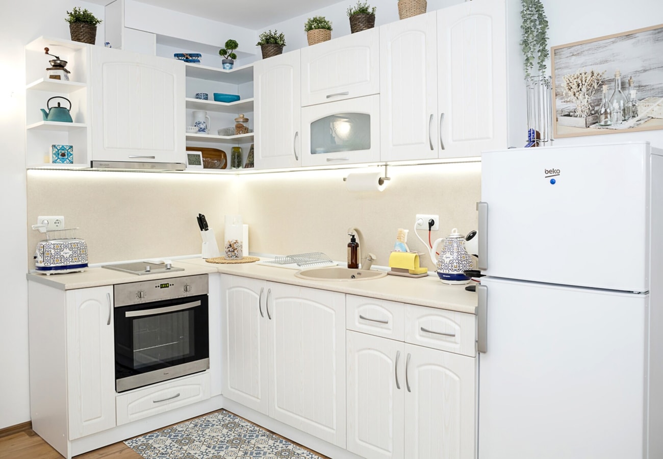 Cozy Seaside Escape – in Central Balchik 3 Flat Manager Booking