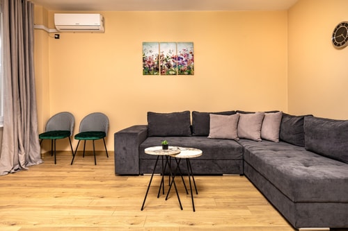 -City Haven Retreat- Elegant 2BD on Bulgaria Blv 2 Flat Manager Booking