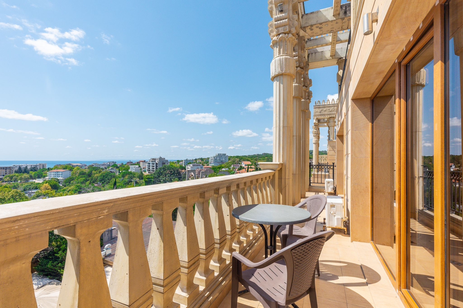 Elegant Apartment with Balcony in Argisht Palace 22 Flat Manager Booking