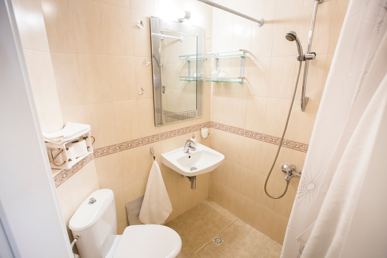 TOP CENTER Designer studio 1 minute to NDK&Vitosha 32 Flat Manager Booking
