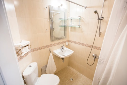 TOP CENTER Designer studio 1 minute to NDK&Vitosha 32 Flat Manager Booking