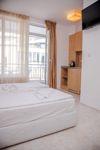 Sunset Studio in Kosharitsa | Pool | SPA | Gym | Parking 7 Flat Manager Booking