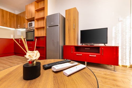 Bright and Cozy Apartment Next to a City Park 4 Flat Manager Booking