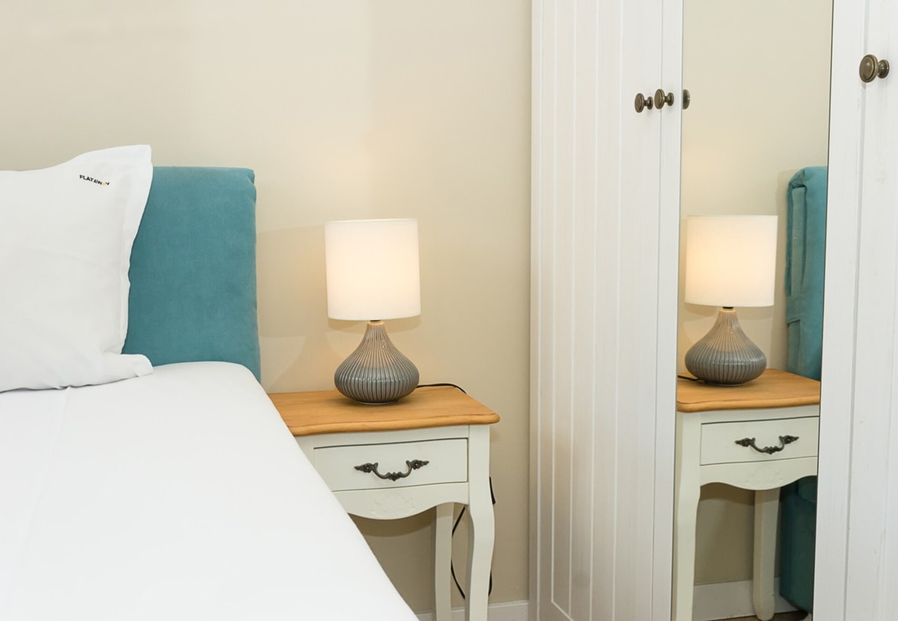 Warm&Comfy 3BD Apt Varna Center 63 Flat Manager Booking