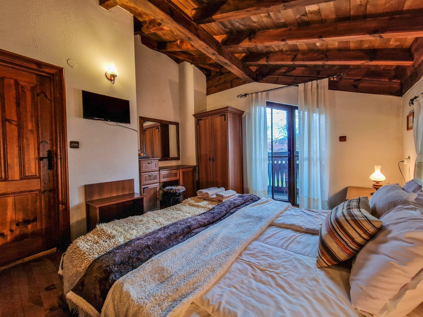 8BD Retreat in Bansko: Comfort & Mountain Charm 50 Flat Manager Booking
