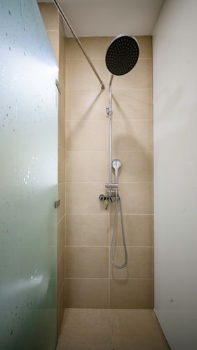 Nadya Ralevitsa 1BD · Modern & Spacious Stay with Free Parking 20 Flat Manager Booking